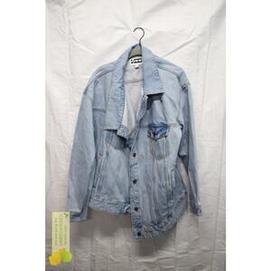 KBB by Kahlana Women's The Denim Jacket Light Wash Large